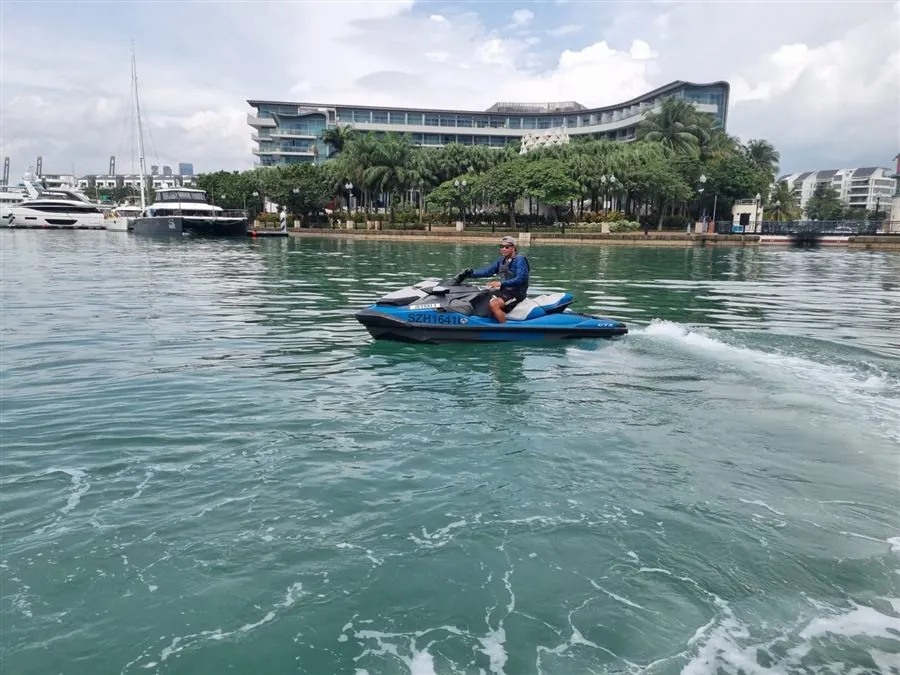 Zen Sea IV - Jetski (Happiness) — photo 3